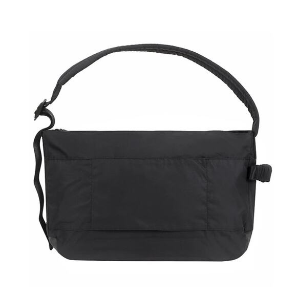 Nike One Tote Bag Women's Training Travel Sports Casual Bag Black HV1193-010 - Picture 3 of 3